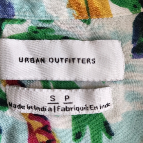 Urban outfitters Painted Paradise Rayon Short Sleeve Button-Down Shirt - Picture 3 of 16